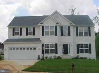 1103 Great Oaks Ln, Fredericksburg, VA 22401