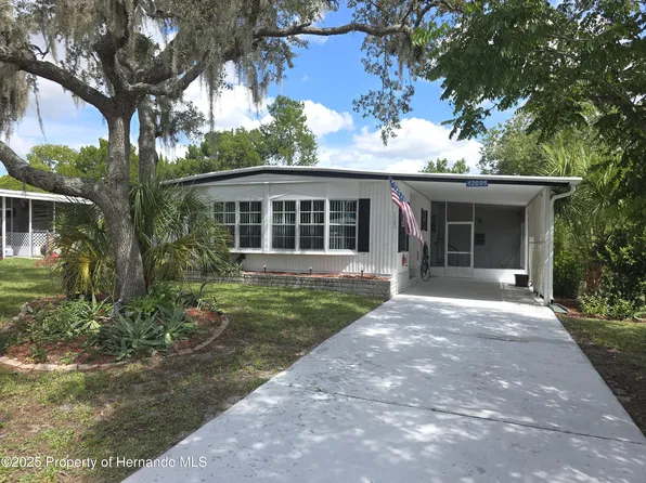 12095 Walshwood Ave, Brooksville, FL 34613
