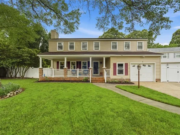 5 Deans Cir, Newport News, VA 23606