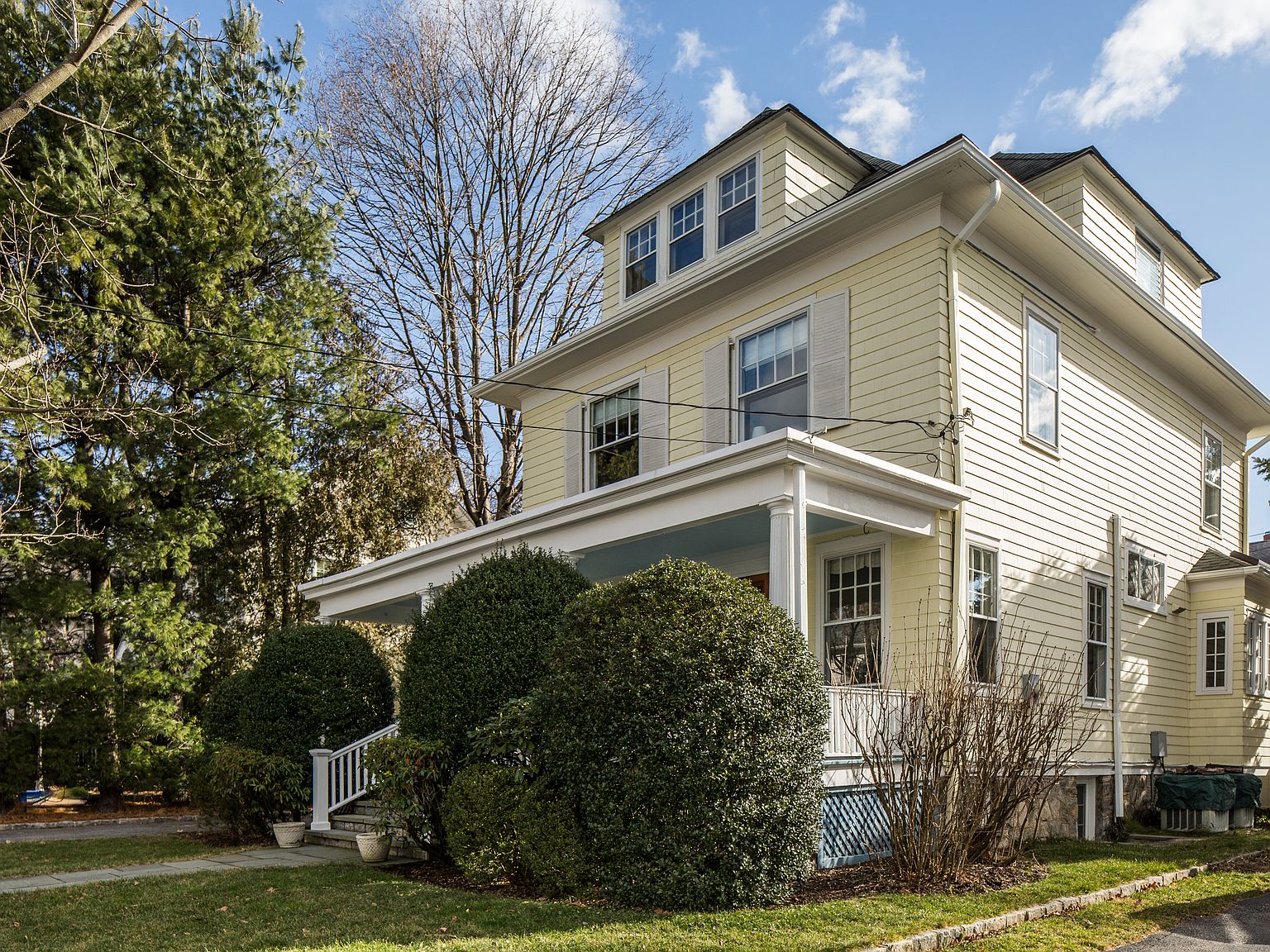 14 Hobart St, Bronxville, NY 10708 Zillow
