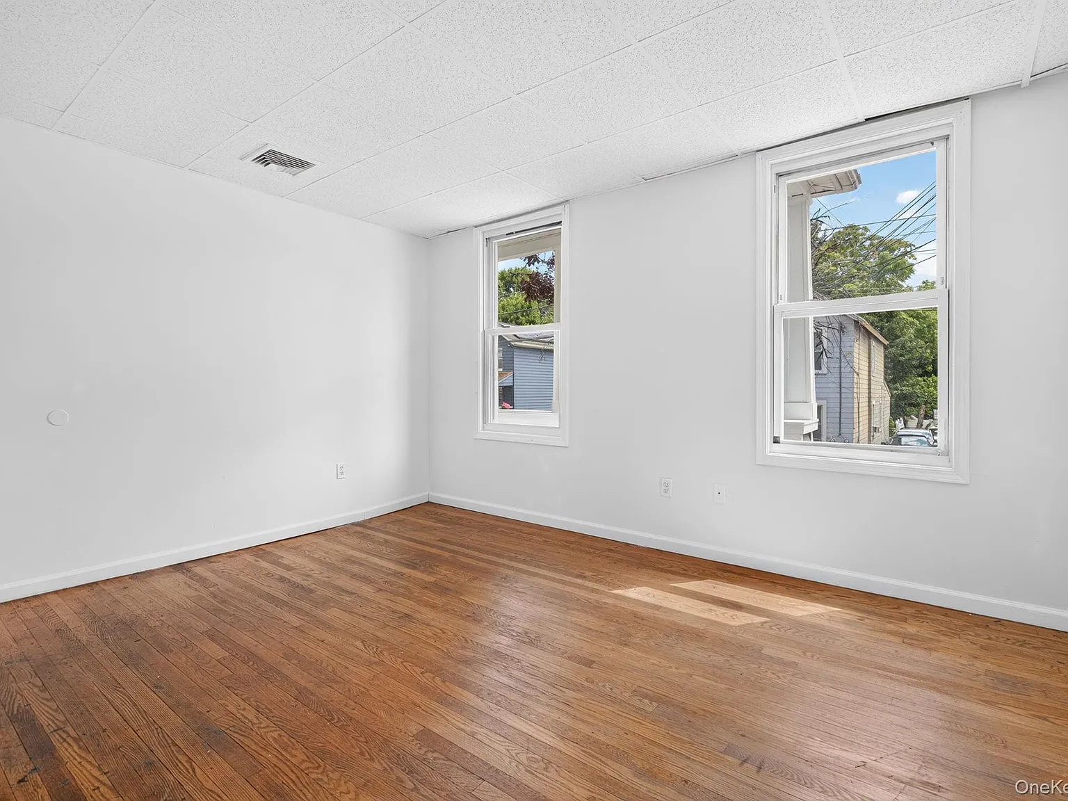 2 bed, 1.0 bath, 1100 sqft, $1,850 — Photo 4