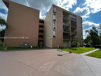 1st image of 9120 Fontainebleau Blvd APT 102