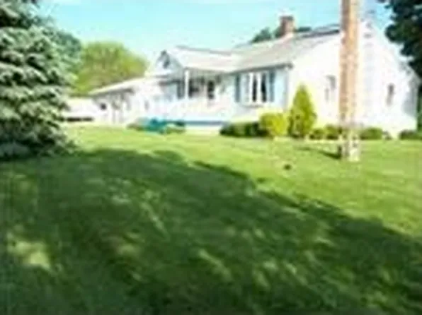 9470 Claysville Rd, Chandlersville, OH 43727