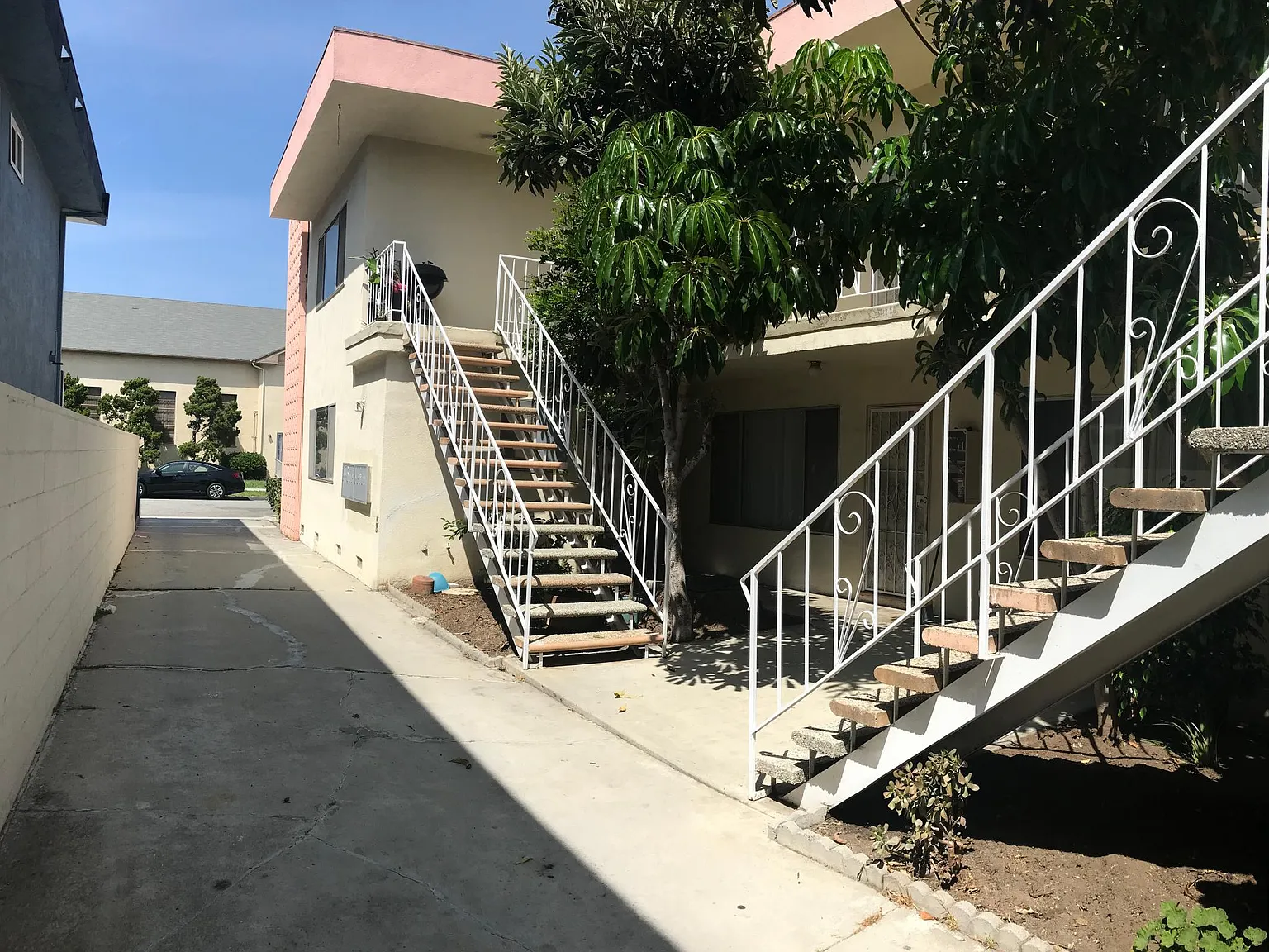 1 bed, 700 sqft, $1,750 — Photo 2