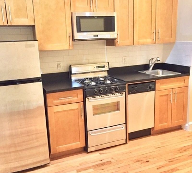 2nd image of 228 E 80th St APT 2RE