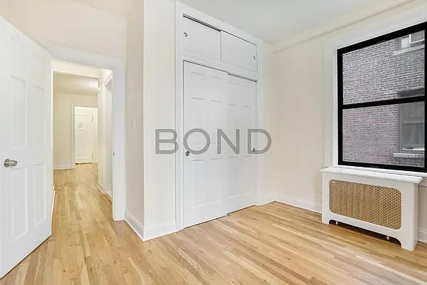 Rented by Bond New York | media 39