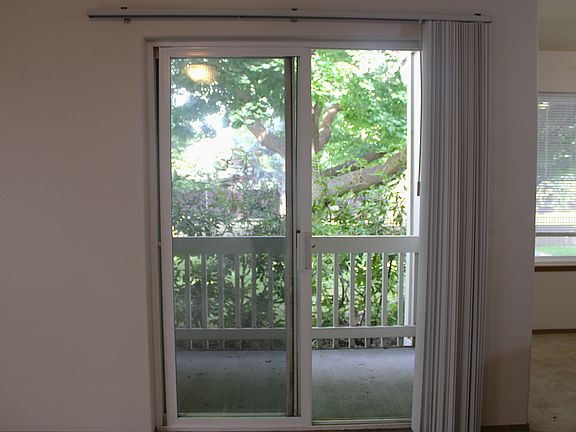 5th image of 1518 Tacoma St #2