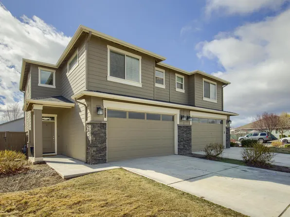 3076 SW Black Butte Ln, Redmond, OR 97756