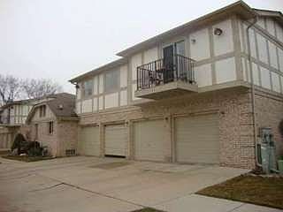 2nd image of 42169 Queen Victoria Ct