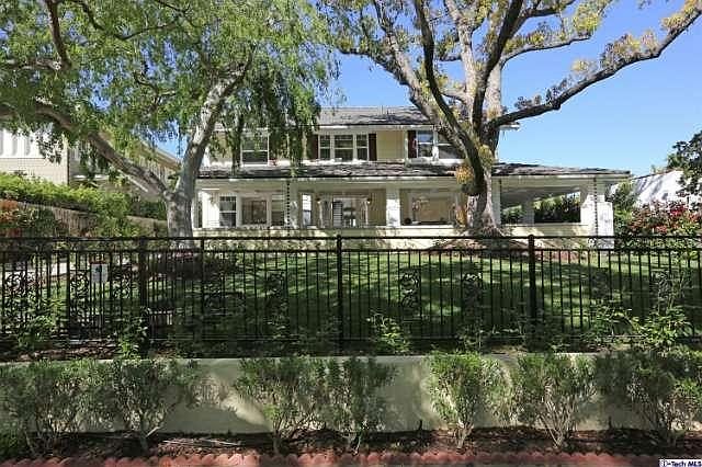 1st image of 915 S El Molino Ave