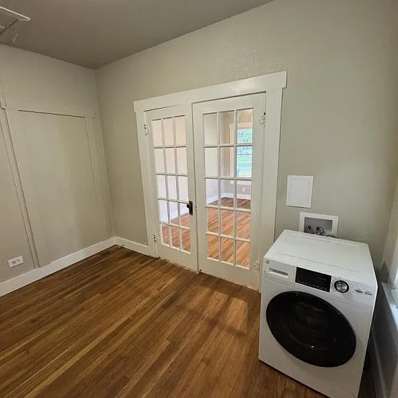 1811 McKinley Ave — Photo 12
