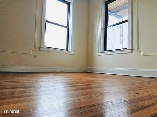 Rented by Citi Habitats | media 34