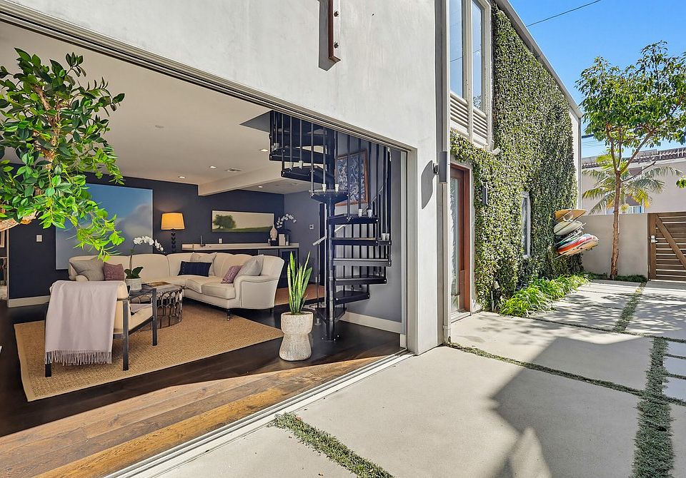 1st image of 6713 E Ocean Blvd #6713
