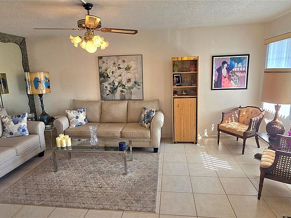 5th image of 3037 Newport Cres #3037-H