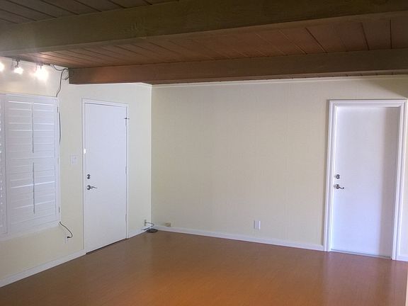 Entrance Living Room