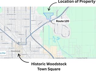 709 McHenry Ave, Woodstock, IL 60098