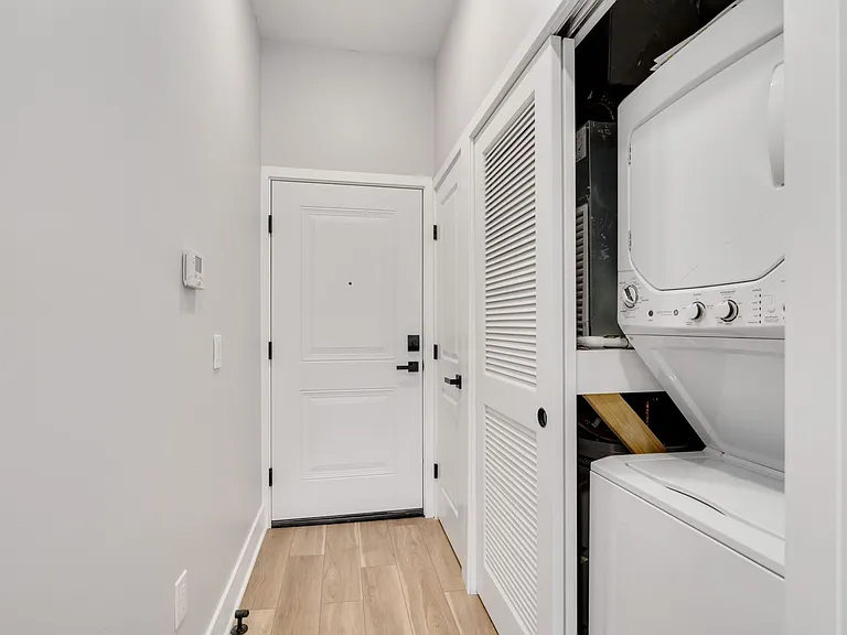 1231 Belmont Ave — Photo 3