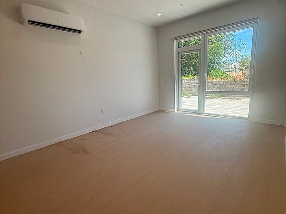 3rd image of 74 Webster St #1C