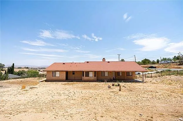 10912 Moreno Ave — Photo 37