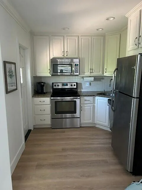 1 bed, 1.0 bath, 1100 sqft, $3,500 — Photo 4