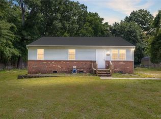 15207 Spruce Ave, Chester, VA 23836