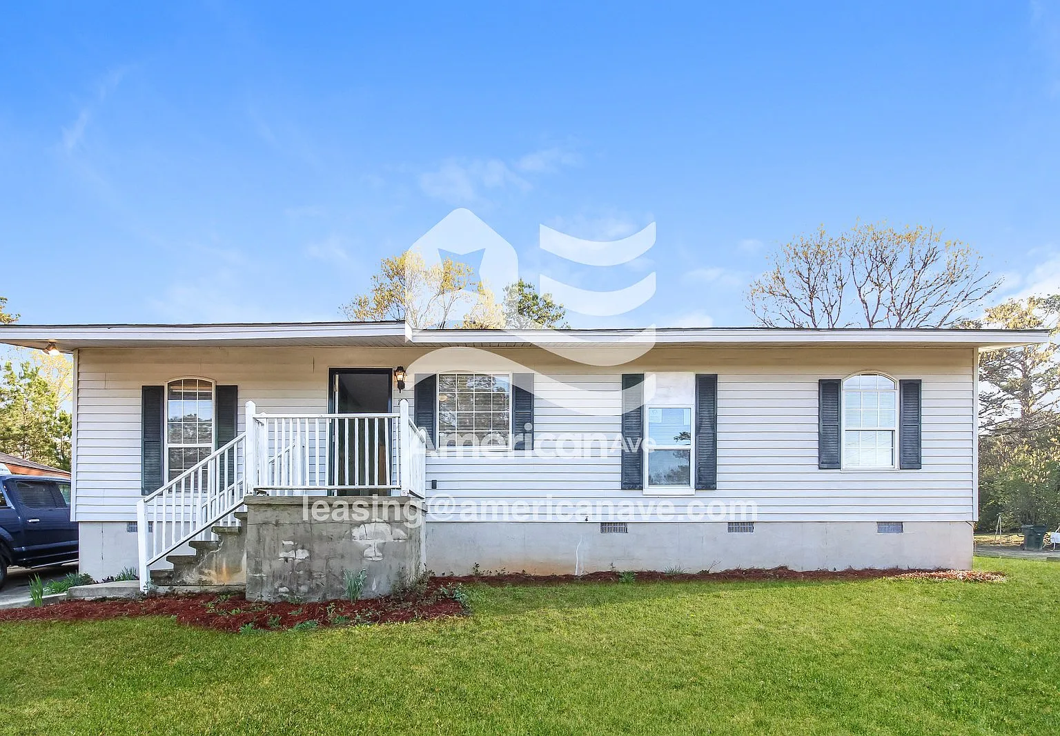 4 bed, 2.0 bath, 1080 sqft, $2,254 — Photo 1