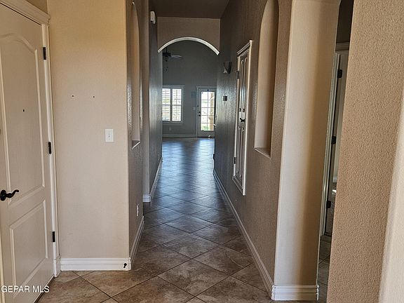 2nd image of 5400 Manuel Gameros Dr