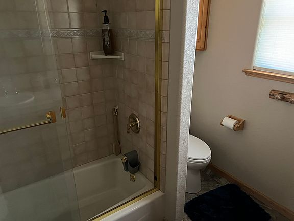 2nd image of 789 Tuolumne Dr