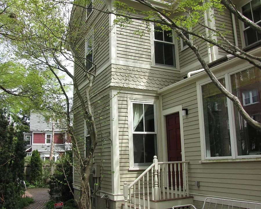 14 Linnaean St