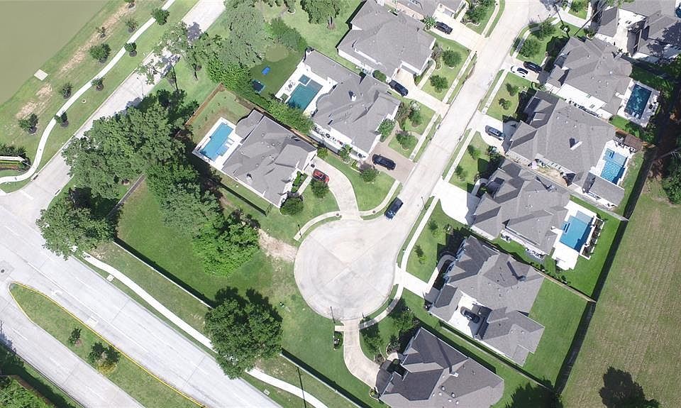 1st image of 13603 Rollins Green Ln