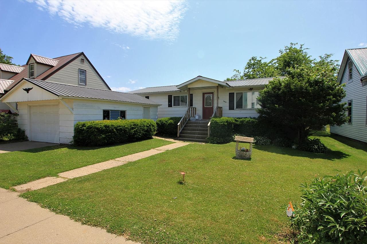 608 East Main STREET, Wauzeka, WI 53826 Zillow