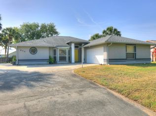 954 Crown St, Sebastian, FL 32958