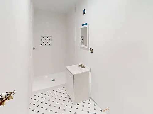 Floor plan 1bd 1ba
