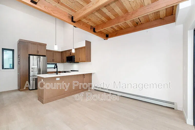 1 bed, 1.0 bath, 475 sqft, $2,100 — Photo 4