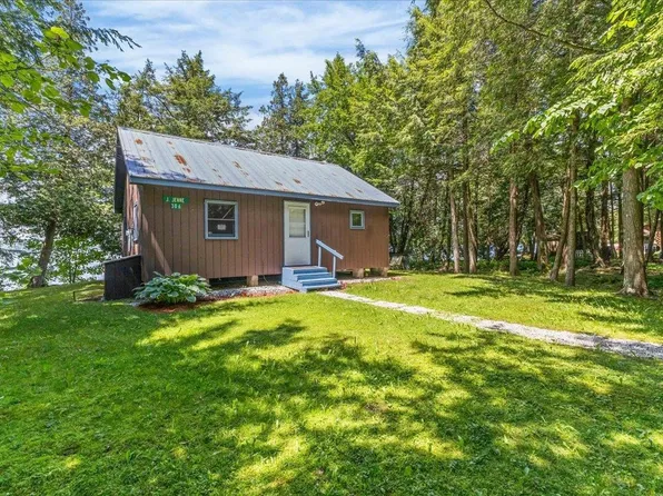 306 Hammond Shore Road, Franklin, VT 05457