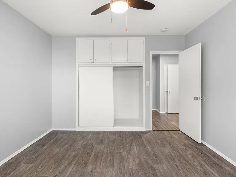 1577 Pine Avenue — Photo 17