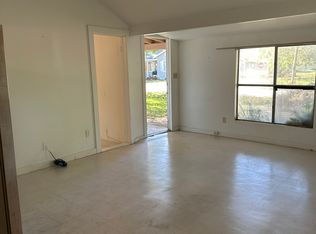 205 Strawberry Ln, Daytona Beach, FL 32117