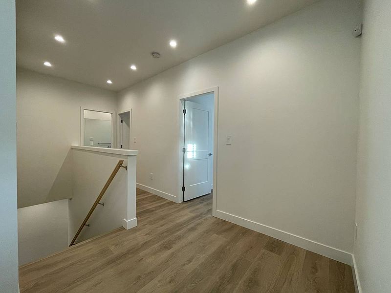 Richmond Townhouse for rent - 3 Bedrooms — photo 17