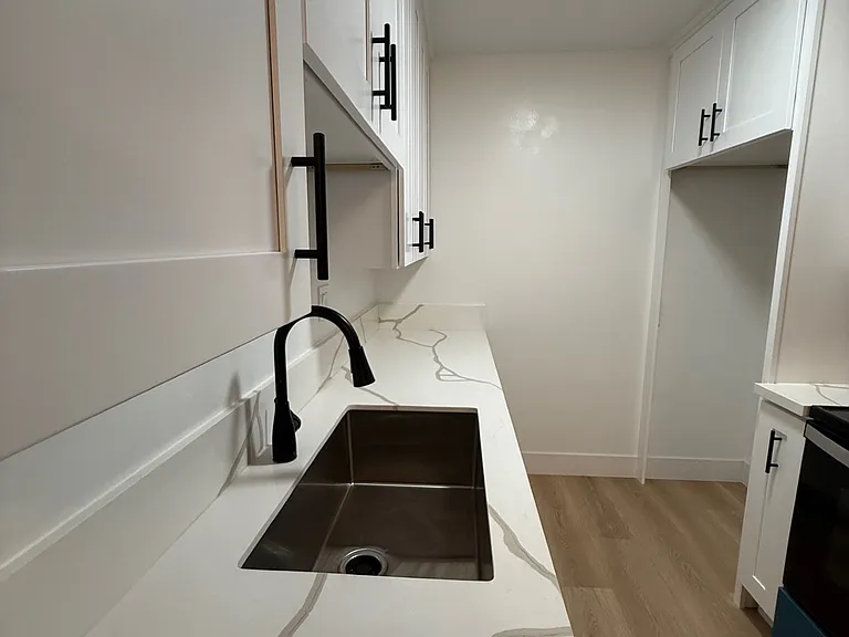 Buena Capri Apartmetents — Photo 18