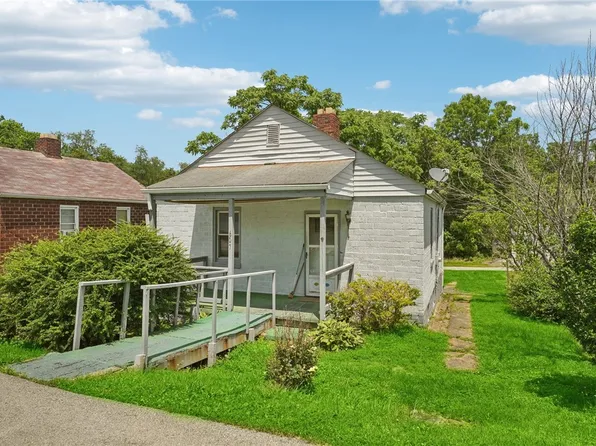 7 Locust St, Clarksville, PA 15322