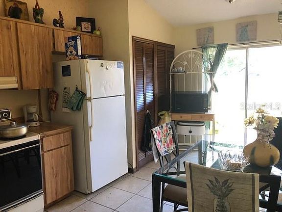 4th image of 1451 Hendren Dr