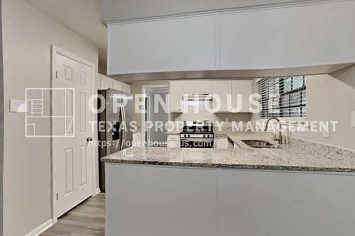 3323 Colonel Court Dr — Photo 7