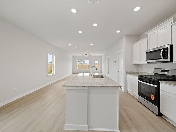 7th image of this home