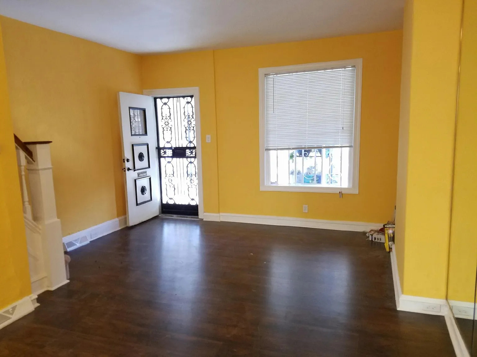 5415 Spring St photo 1
