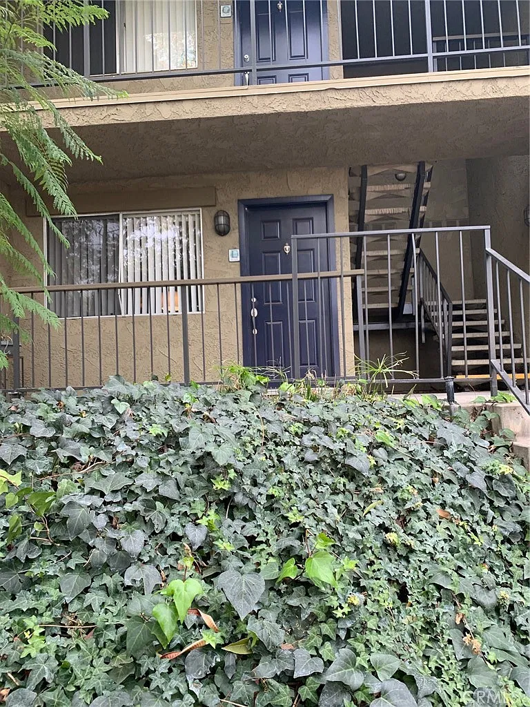 1 bed, 680 sqft, $2,000 — Photo 2