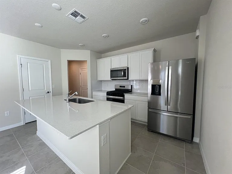3355 Vine Leaf St — Photo 4