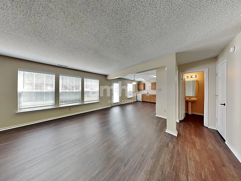 10325 Carrington Way — Photo 5