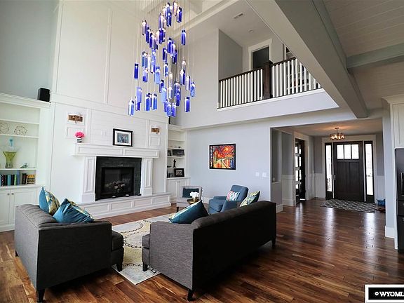 2nd image of 2831 Morgan Cir