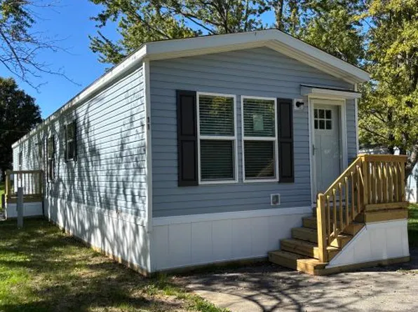 3052 N Gary St #11, New Castle, IN 47362