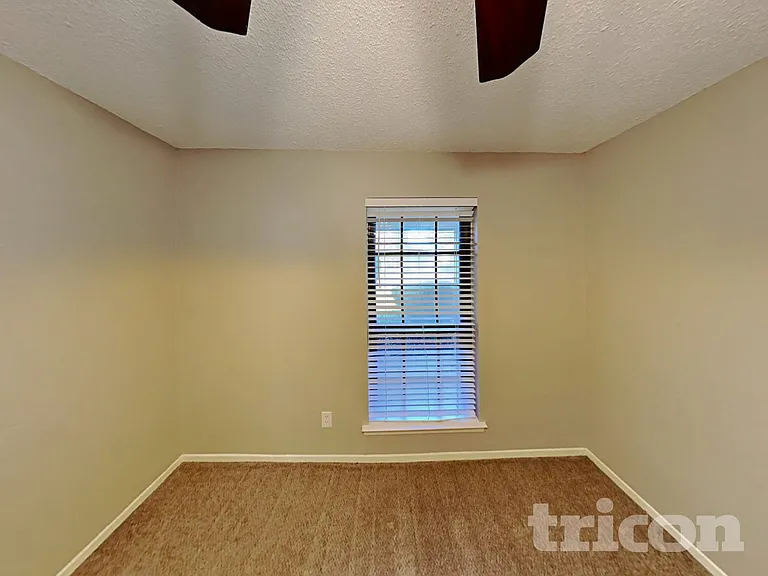 3029 Meadowmoor St — Photo 11